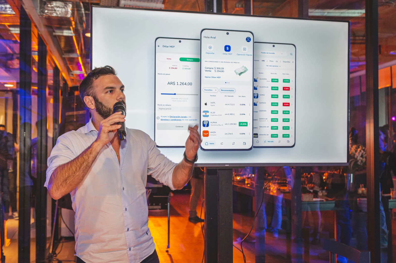 Presentación de la aplicación en pantalla grande